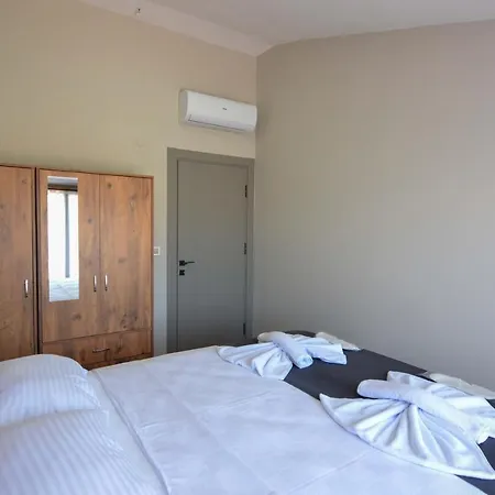 Mykonut Erna Aparthotel 4*