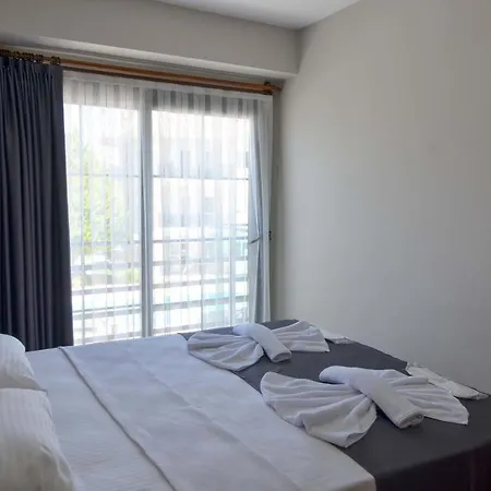 Aparthotel Mykonut Erna