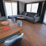 Mykonut Erna 4* フェティエ