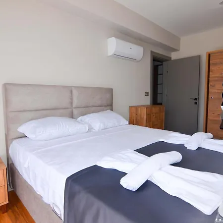 Mykonut Erna Lägenhetshotell 4*