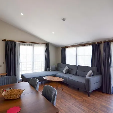 Aparthotel Mykonut Erna 4*