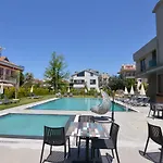 Lejlighedshotel Mykonut Erna 4*